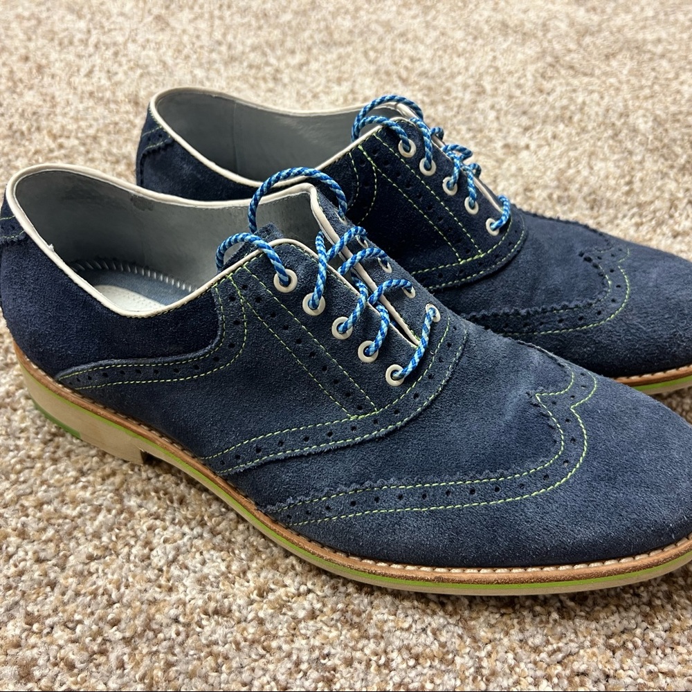 Johnston & Murphy Men’s size 9 blue suede oxfords